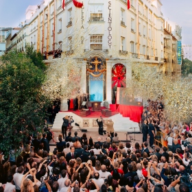 Da snoren ble klippet i nabolaget til de intellektuelle i Madrid, markerte det en ny æra for religiøs frihet i Spania, med dignitærer innen justis, religion og menneskerettigheter som proklamerte Scientologi som sitt lands håp.